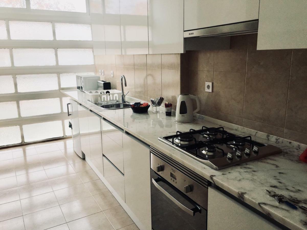 Apartment Near The Airport Lisbon Exterior photo